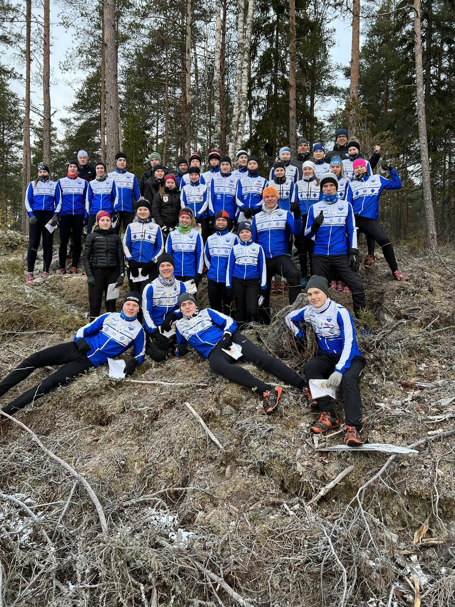 Virkiän kilparyhmä kävi Helmileirillä Turussa. Kelit kohdillaan ja loistavat sprinttitreenit &amp; analyysit, myös kauden ensimmäinen maastotreeni pankissa 🔥

Kiitos yhteistyöstä <a href="/LahdenS_37/">Lahden Suunnistajat -37</a> ja treeniseurana olleet muut seurat! 

#suunnistus #suuntahuipulle