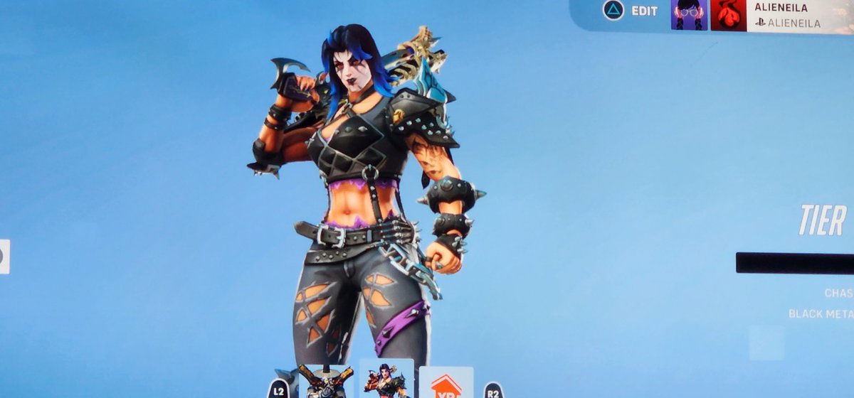 SlackerJosh's tweet image. Ugh, @PlayOverwatch I BEG YOU! Been a Moira main for a while, always thought her skins were ugly except like 2. FINALLY get a new Moira skin available and it&apos;s UGLY AF! PLEASE do a cool skin for her. JQ is brand new and gets this badassery. #Overwatch2 #OverwatchSeason3