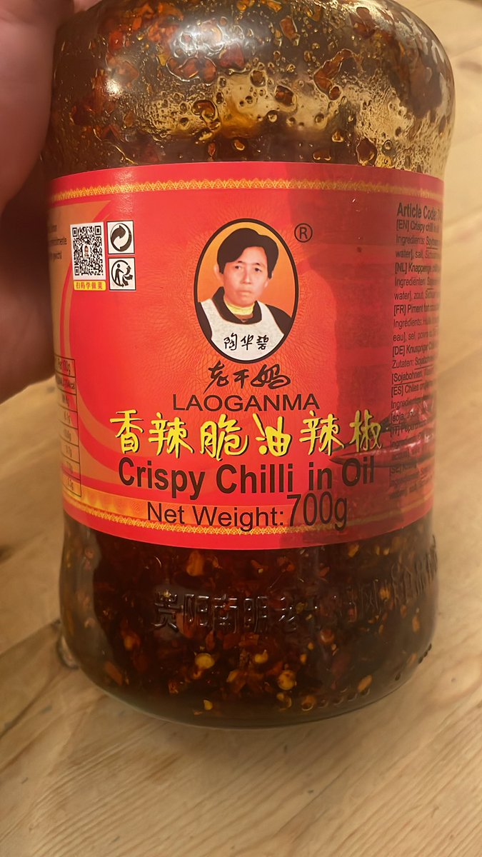 wine_handpicked's tweet photo. Spicy minced pork and rice. The star of the show is the crispy chilli in oil on top. I know it’s early but definitely going to be our condiment of 2023. https://t.co/B2bpqhIj4h