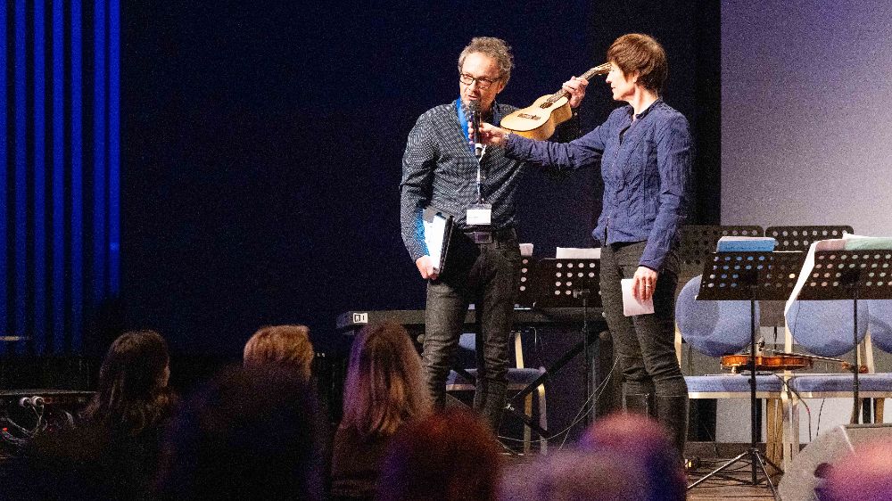 trivsapp tweet media