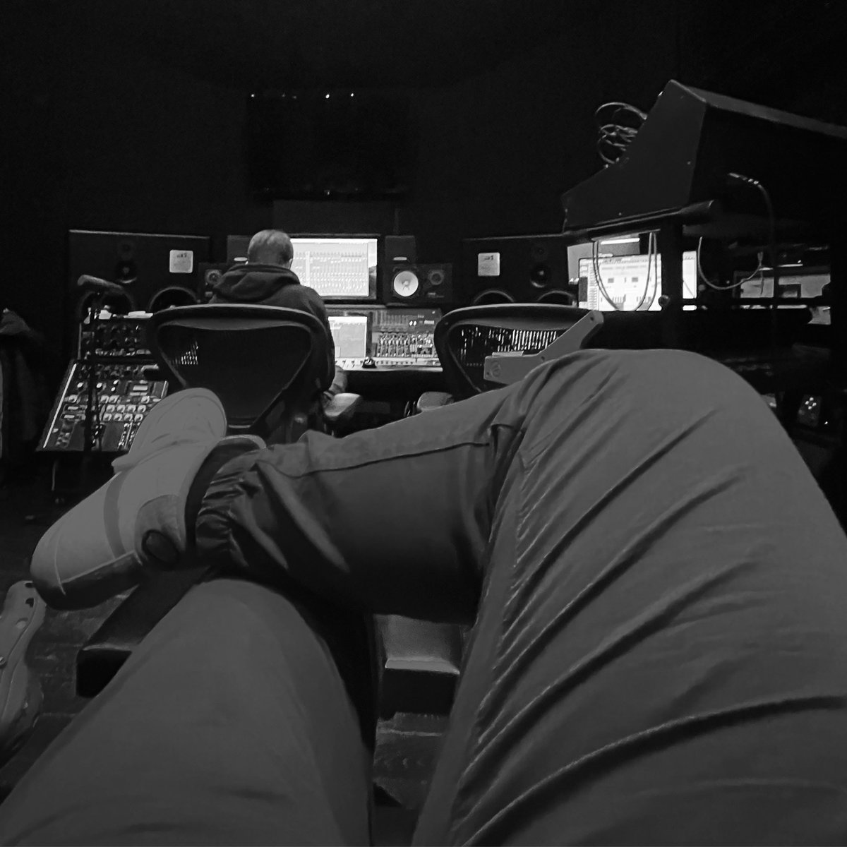 Recording vocals with <a href="/_odaye/">Odaye</a> 🔥🎤
