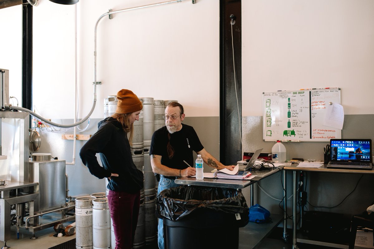 DigDeepBrewing's tweet image. These Two Put the BREW in #FeBREWary! They work hard all year to craft what goes in your glass, and are helping to teach the next generation.  ❤️🍻 
#febrewary #marylandbrewery #marylandmade #Beer #education #love #maryland #westernmaryland