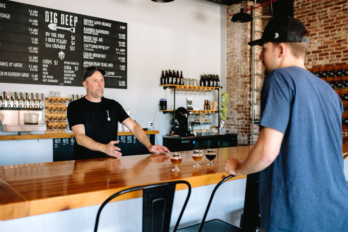 DigDeepBrewing's tweet image. These Two Put the BREW in #FeBREWary! They work hard all year to craft what goes in your glass, and are helping to teach the next generation.  ❤️🍻 
#febrewary #marylandbrewery #marylandmade #Beer #education #love #maryland #westernmaryland