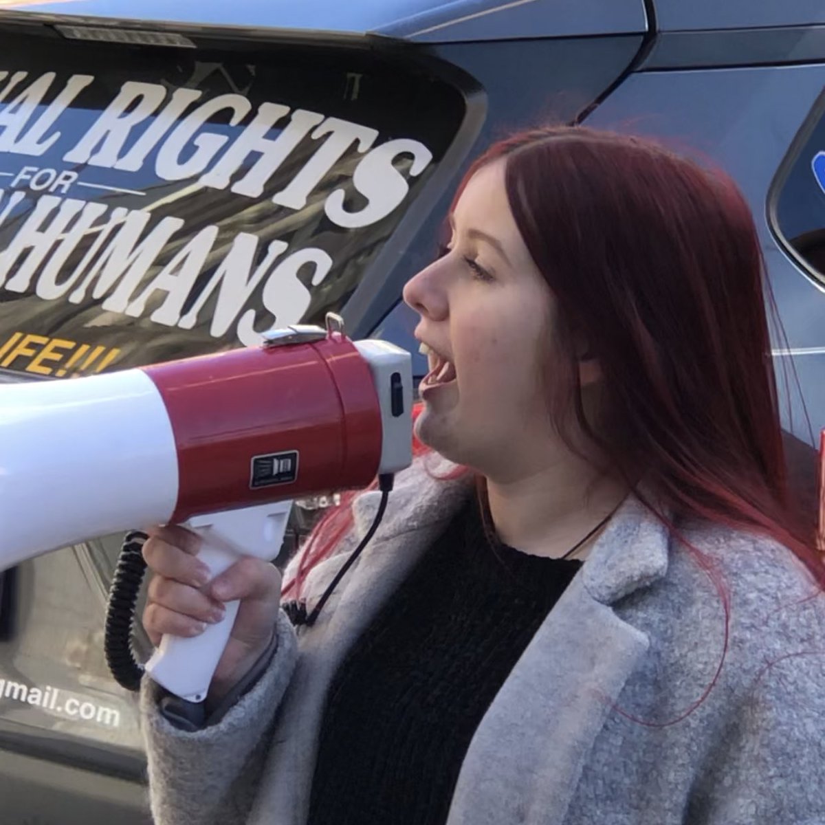 prolifesf's tweet photo. Our Executive Director @KristinForLife speaking just after @prolifespidermn’s climb up #ChaseTower for @letthemliveorg in Phoenix, Arizona. #prolifespiderman #tuesdaymotivaton  #abortion #prolife

▶️ https://t.co/YkTTsxOMA9 https://t.co/iIWRjJp09d