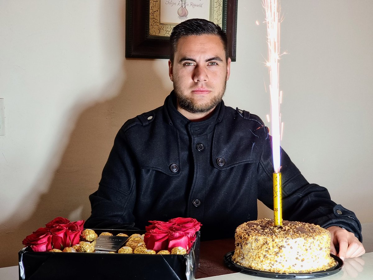 Arturo Olivas (@arturoolivas97) on Twitter photo Felices 26 años a mi 🤩 🥳🥳 <a href="/adrianm10/">adrián marcelo</a> <a href="/lamolechida/">IVAN LA MOLE</a> felicitenme 🥲😪 y le prometo unirme al exclusivo 🤩 Felices 26 años a mi 🤩 🥳🥳 <a href="/adrianm10/">adrián marcelo</a> <a href="/lamolechida/">IVAN LA MOLE</a> felicitenme 🥲😪 y le prometo unirme al exclusivo 🤩
