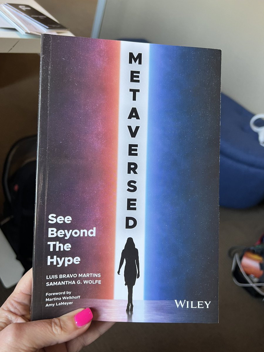 SarahMidMO's tweet photo. Gonna read this today on the plane to Glendale. @samanthagwolfe #metaversed https://t.co/qYnM81m7gQ
