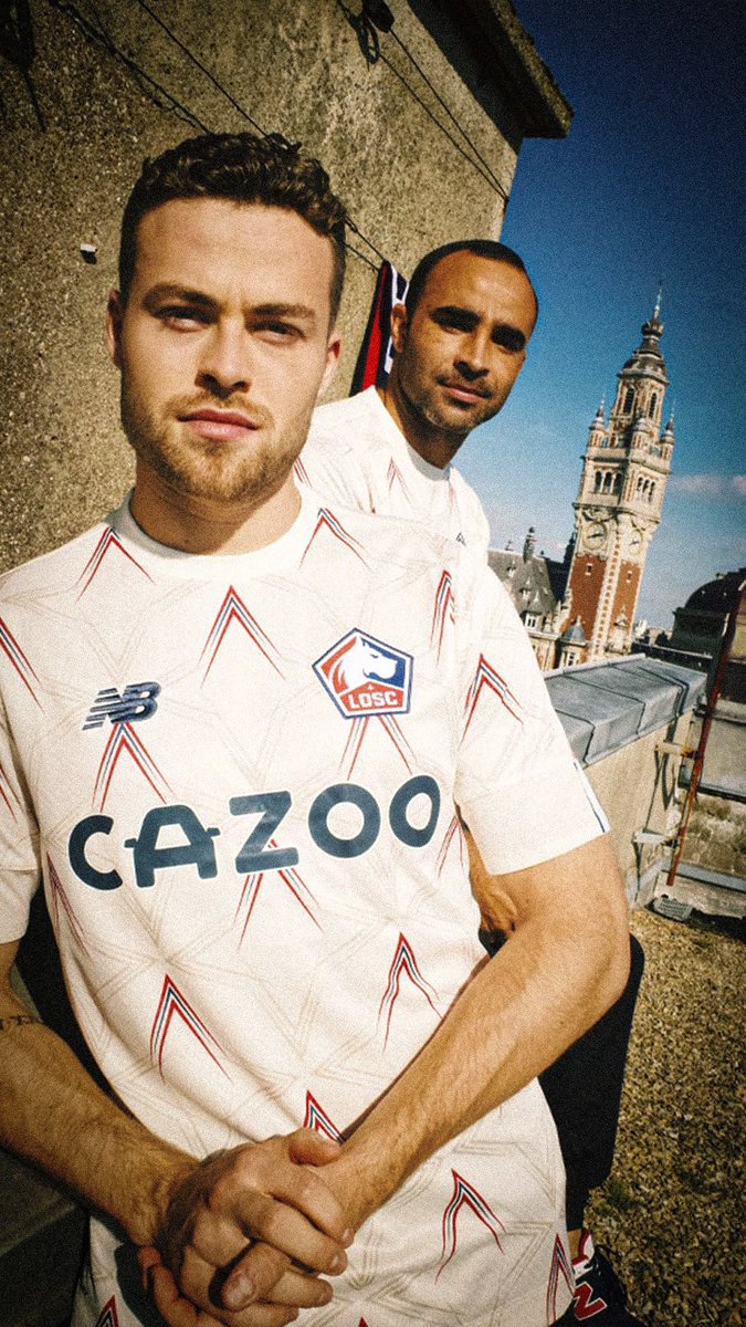 coldestkits's tweet photo. lille new fourth kit

@LOSC_EN @newbalance 

#lille #losc #lilleosc #france #ligue1 #football #footballkit #coldestkits https://t.co/tFvzLufM8e