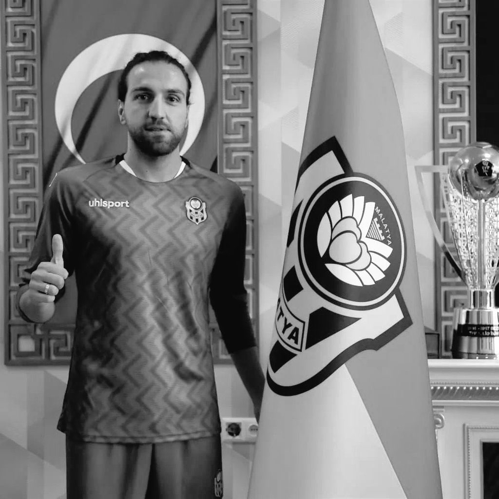 eurofootcom's tweet photo. 💔🇹🇷 Yeni Malatyaspor goalkeeper Eyüp Ahmet Türkaslan (28) sadly passed away after being stuck in rubble from the earthquake, reports @yagosabuncuoglu. 

Thoughts &amp; prayers to his loved ones and those affected… https://t.co/4uB9xTBmPS