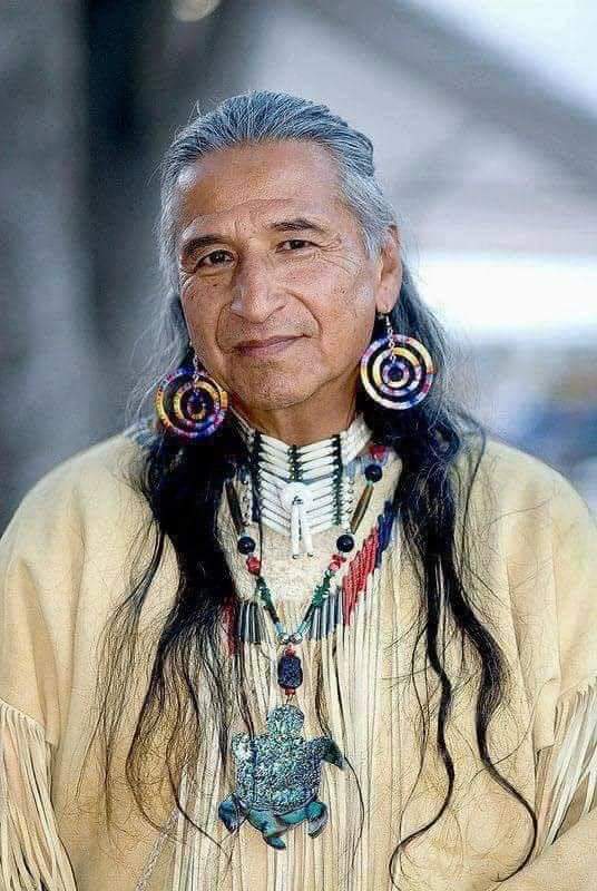 Nativetoday_'s tweet photo. Native American Elder  ❤️‍🔥 If you're a Native American History fan of mine can I get a big….A'HO !!! I love you All https://t.co/J8KXLyYIRI