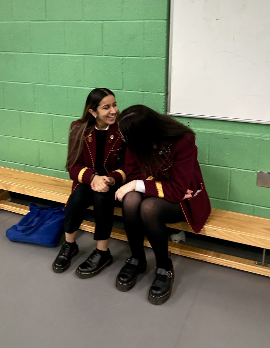 BirnamHarrisAC's tweet photo. Birnam against Forres in the badminton varsity cup!! Another win for Birnam. Love the support from both houses and the team spirit they bring!!!#BirnamBestHouse #ForresFirst #badminton @ForresHarrisAc @harrisacdundee https://t.co/vbHMJsh6Zv