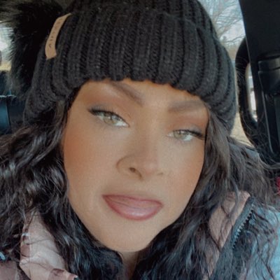 VenusHall11's tweet photo. #NewProfilePic https://t.co/Ga7eX1v4gS