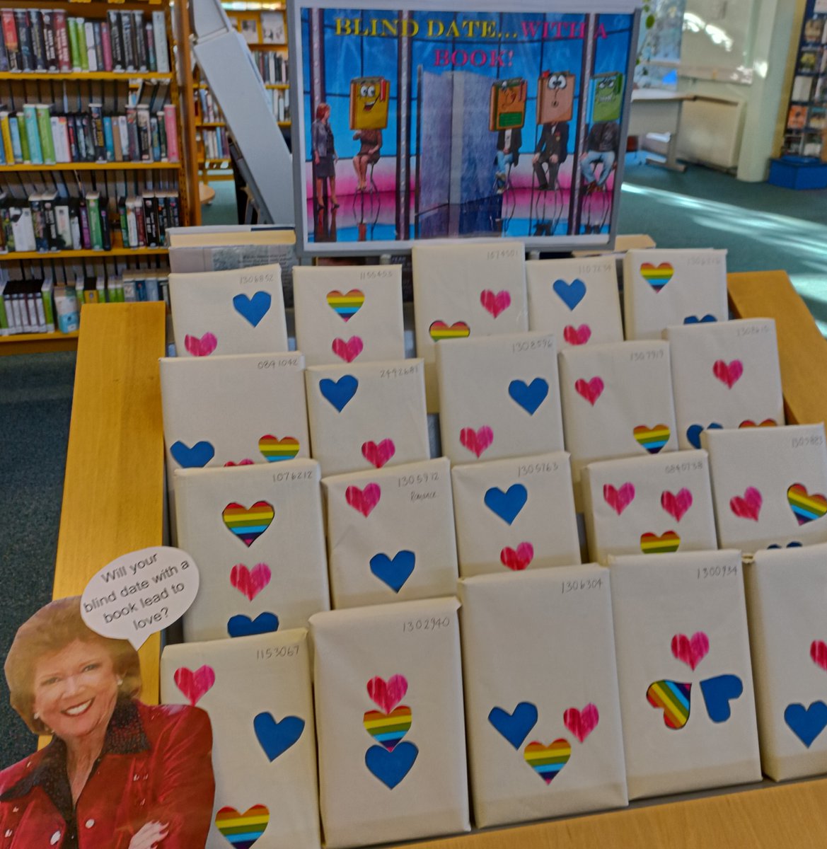 eastlothianlibs's tweet photo. #MusselburghLibrary has gotten the memo about Valentine's Day! We absolutely are IN LOVE with this clever display! 👏🙌
Why not stop in and go on a blind date...with a book?!😍📚 You'll only find out if it's a match when you get home & unwrap the book!❤️
#LoveEastLothianLibraries https://t.co/Uxm9tKkSHy