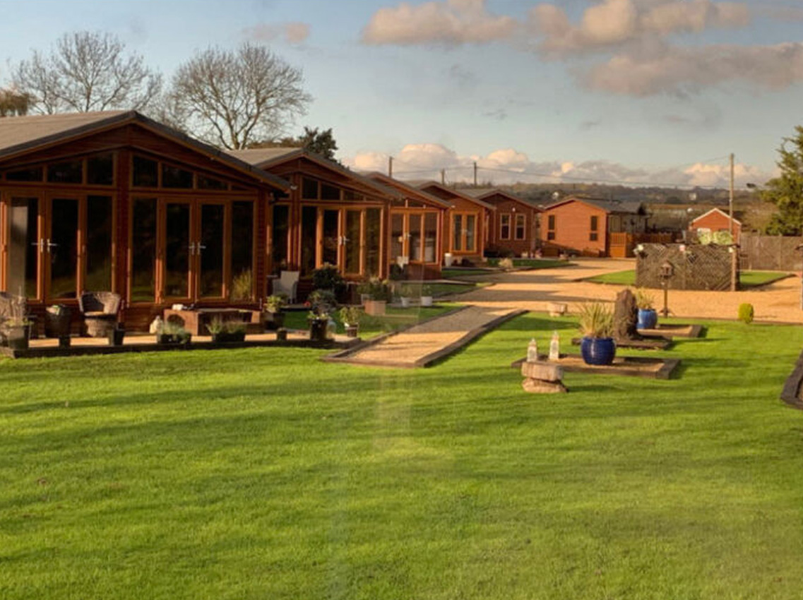 INTRODUCING St. Laurence Retreat in Upminster, Essex
Just 2 lodges remaining for sale
For the over 45s
12 months open season for holiday use
Small boutique development
Owners only (no rentals)
Check them out here: justlodges.com/holiday-lodge-…