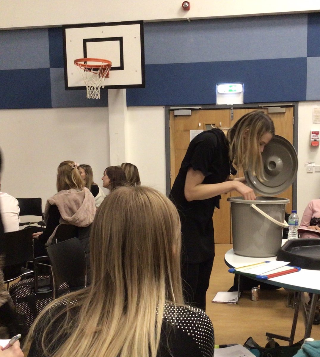 Attention Autism Training <a href="/WoodbridgeTrust/">WoodbridgeTrust</a> 
Learning the ‘bucket stage’ #wearewoodbridgetrust @LadywoodOS <a href="/FirwoodSchool/">Firwood High School</a>