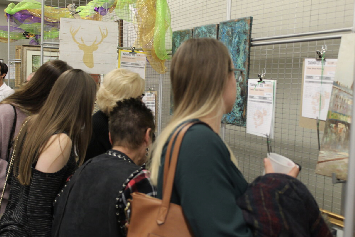 Have you bought your ticket to this year's #Shrimpfest yet? Join us on February 27th and enjoy all-you-can-eat Cajun-style shrimp, a LIVE and SILENT auction (pictured here), and a raffle! 🎉 Tickets on sale now at noelartmuseum.org!