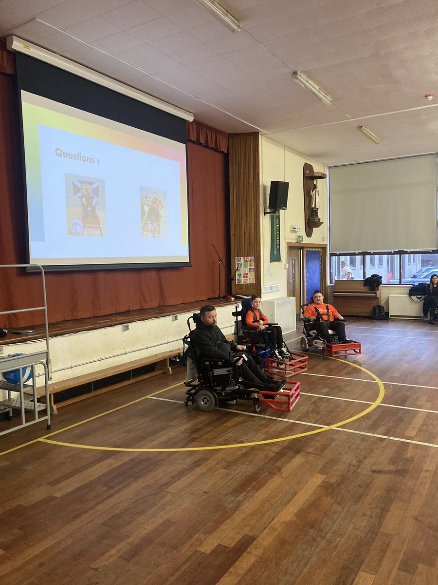 The_SPFA's tweet photo. Delighted to be at St Francis Xavier Primary today as they decided to #GoBright for @MDUK_News
Frazer, Colin, Robbie and Chair Craig chatted to the school about our wonderful sport and Muscular Dystrophy
Some amazing questions & pupils captured by the sport
Thanks @_JodieMurphy https://t.co/uNRdZynTTU