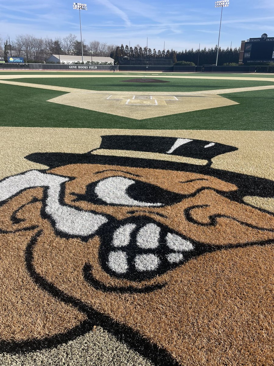 Who’s ready for some <a href="/WakeBaseball/">Wake Forest Baseball</a> ??? #goDeacs🎩