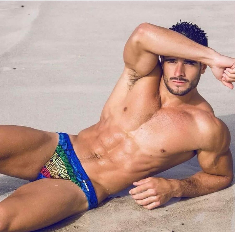 men in spandex tweet media