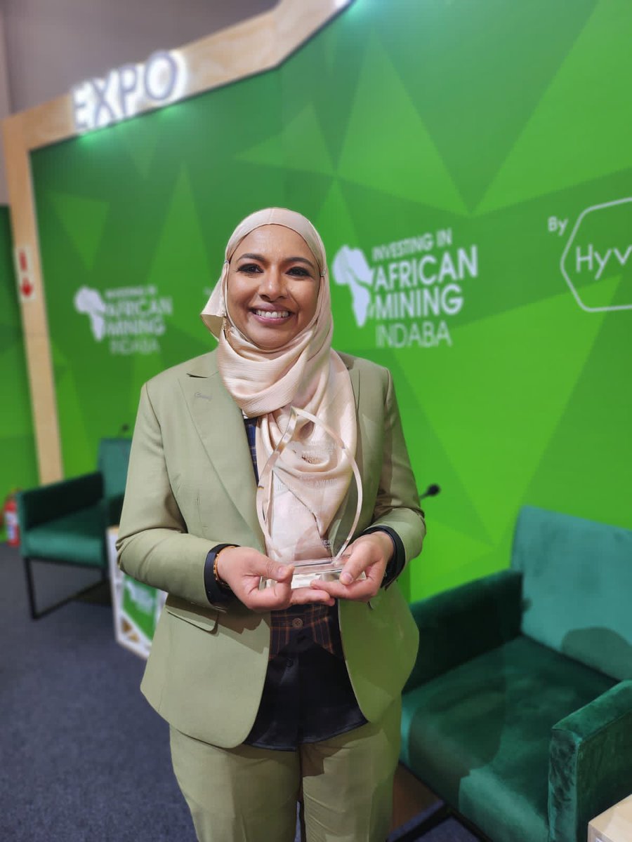 cnbcafrica's tweet photo. Congratulations to @LucaraDiamond Botswana, for winning the Junior ESG Award in the Economy Category at the @MiningIndaba Investment Conference in Cape Town, South Africa.
#MI23 #MI410 #MiningIndaba https://t.co/TrXReFlWR9