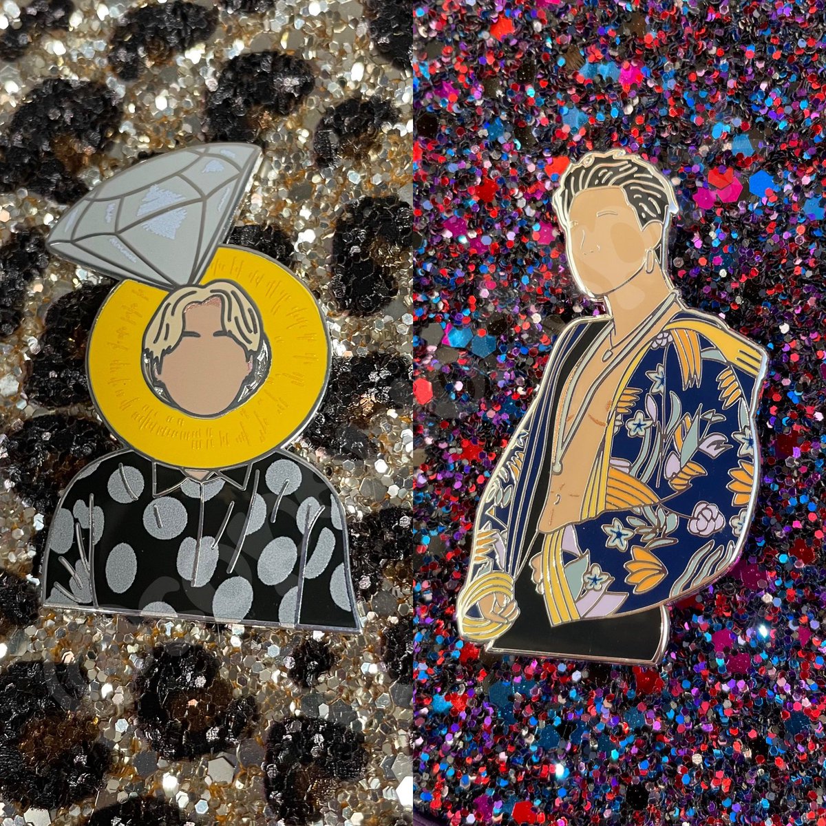 sopeworldpins's tweet photo. ✨ SHOP UPDATE - WEDS 8TH FEB @ 9PM GMT ✨

Lil shop update for the new year! YTC in Cinema acrylic pin and Jungkook air freshener preorders, as well as Vogue Tae v1,2,3, Marry Me Yoongi and Merch Box Jimin instocks! 💜 https://t.co/jsvcwdr6lt