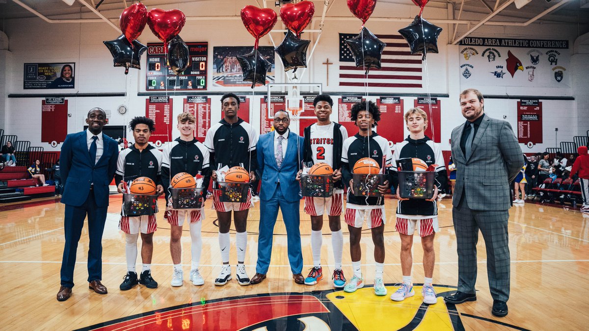We honor our Seniors🏀👏
These young men have given everything to their, community, family, teammates &amp; coaches💯
Thank you to every family &amp; our Stritch Community for such a special &amp; exciting evening!
<a href="/KamHughes2023/">KamHughes</a> 
<a href="/Dro11Tm/">Tm-dro11</a> 
<a href="/Cburton_23/">Christian Burton</a>
<a href="/HicksBreon/">Breon Hicks</a>
<a href="/omcarter12/">owen carter</a>
<a href="/c_fitzy11/">fitz</a>