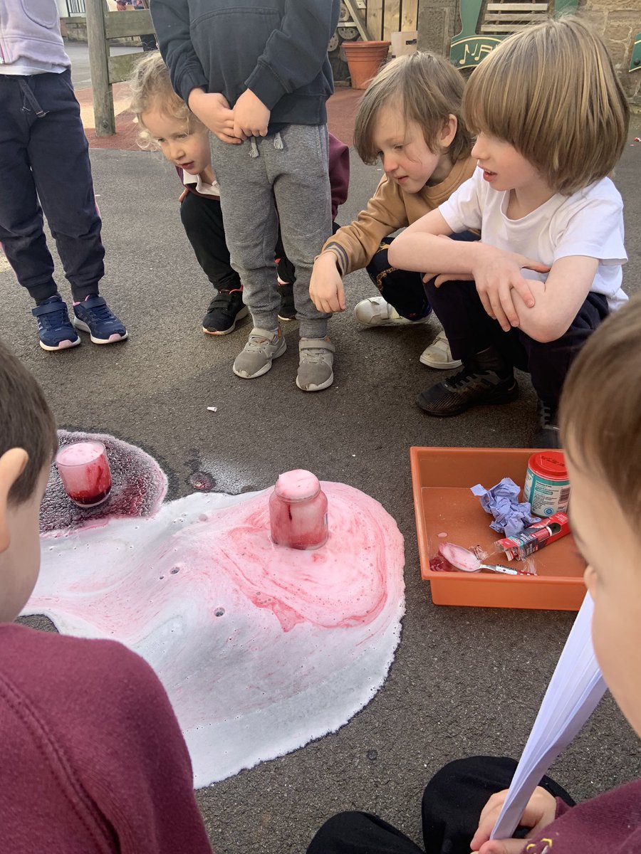 P1 are learning about the sound ‘v’ this week. They made a vvvvvolcano with vvvvvinegar! Vvvery exciting! #Learningoutdoors #exploringsounds #v