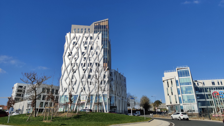 AngersVillactu's tweet photo. Angers prend de la hauteur avec la Tour TIP
https://t.co/9Lhkk0OE9N
#Angers #TourTIP #urbanisme https://t.co/q9Dfp4usfJ