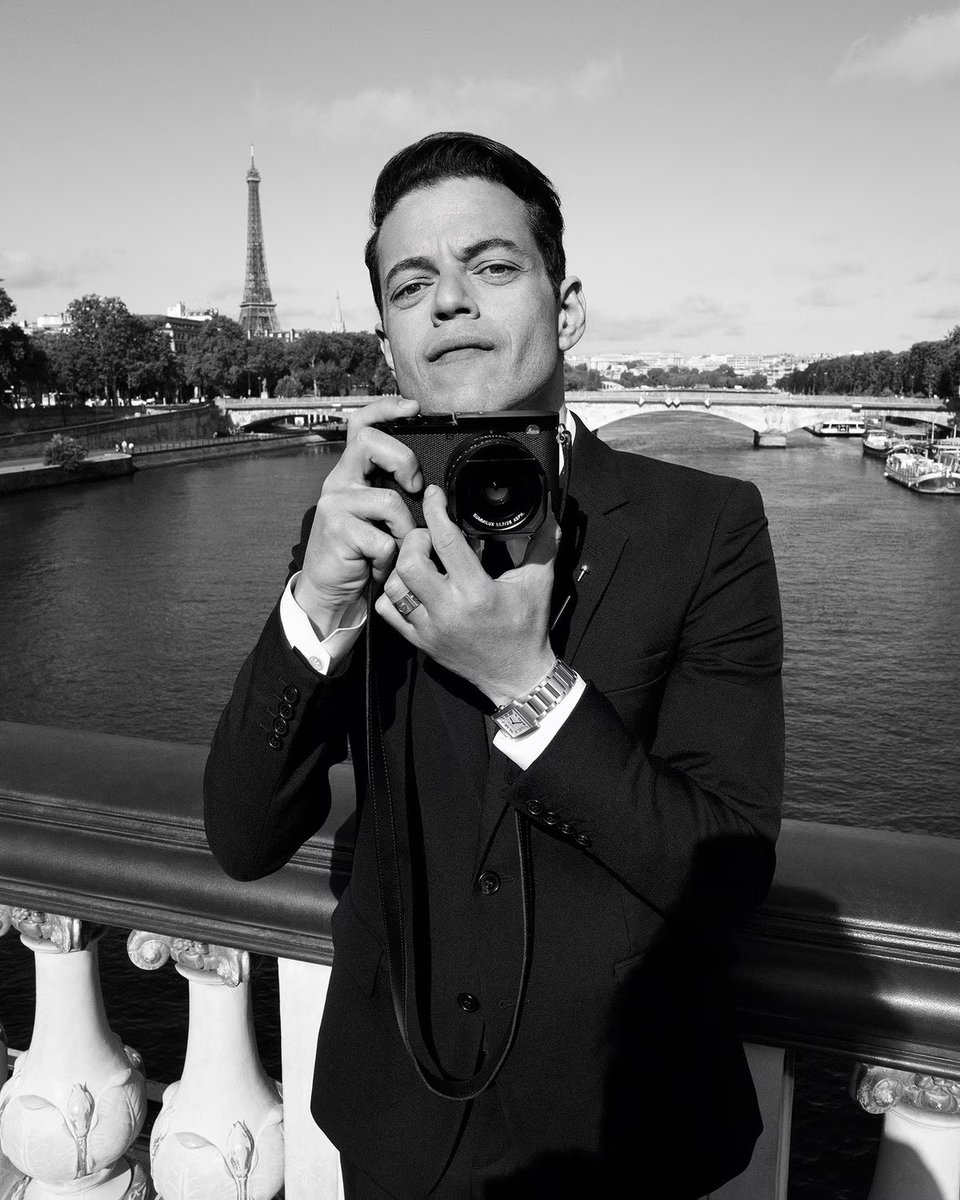 mire_zip's tweet photo. Rami Malek en un viaje en el tiempo para la última campaña de Cartier 🖤 #leica https://t.co/RzfNs4PgLM