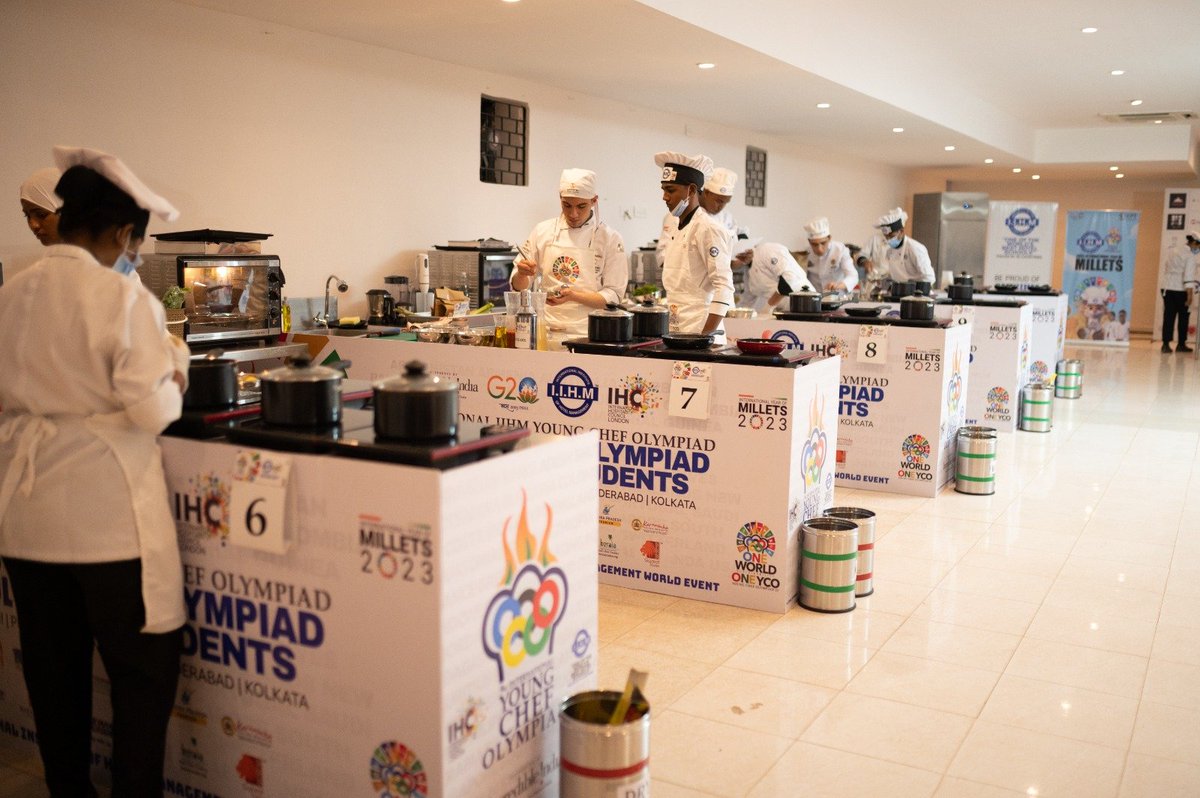SnehaRaj300's tweet photo. Goa Chapter Round 1
Competition Day 31st January
9th International IIHM Young Chef Olympiad 2023!
#IIHMGOA #goatourismdepartment
#GTDC #iihmbest3years #iihmhotelschools #culinarycompetition #Chefsofiihm #hospitalityindustry #hotelmanagement #MYIIHM https://t.co/hOknWbnJSi