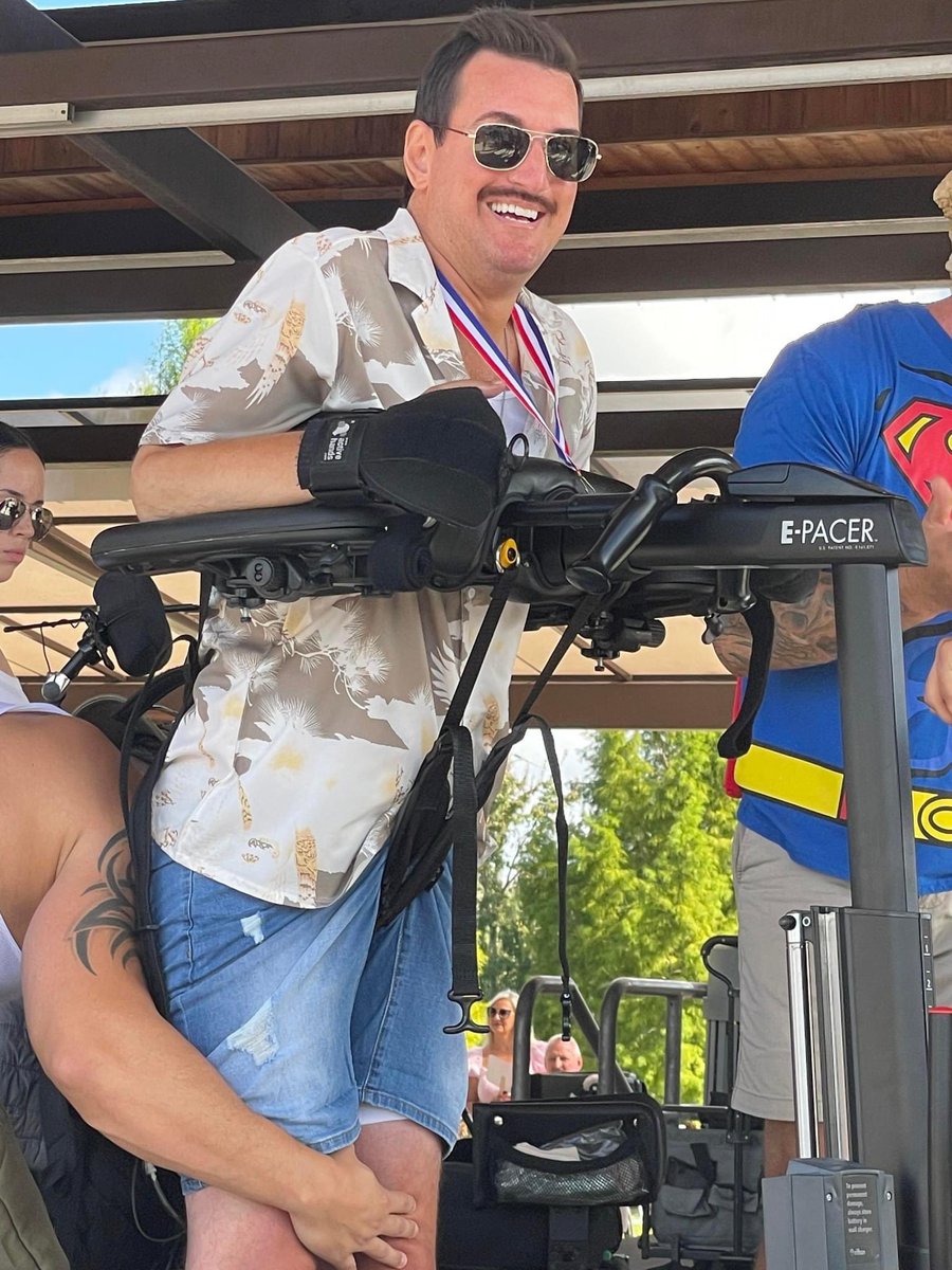 NextStepOrl's tweet image. Read how activity-based therapy and being around others with SCI has positively impacted David’s mental &amp;amp; physical health in his guest post for @SPINALpedia blog #quadriplegic #nextsteporlando 

spinalpedia.com/guest-post-fin…