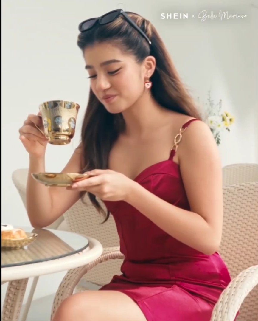 anoushkadb's tweet photo. RED LOOKS GOOD ON YOU #BelleMariano ❣️ https://t.co/Gr3u0ibhlZ