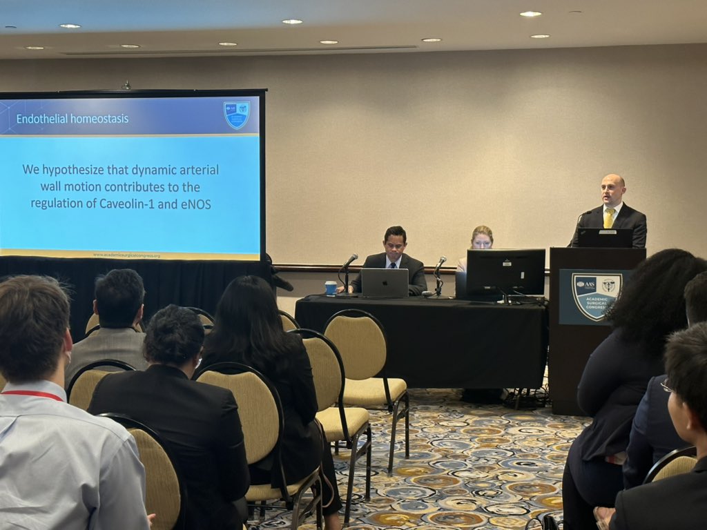 Congrats JB Moses on a great talk elucidating arterial wall motion regulation #ASC2023 <a href="/Edith_Tz/">Edith Tzeng</a> <a href="/PittSurgery/">Pitt Surgery</a> <a href="/SurgBioMech/">Pocivavsek Lab</a>