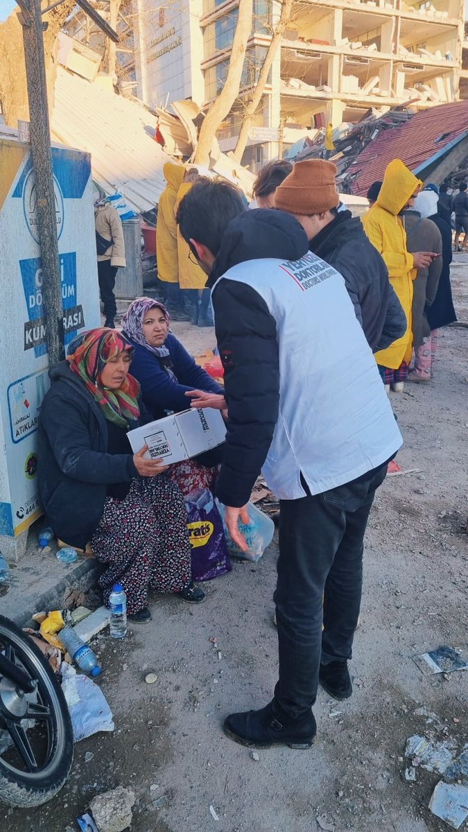 Thousands of buildings have been destroyed, and survivors are now homeless, facing the freezing cold. With the death toll already rising above 5,000, we are currently assessing the situation to identify the best needs-based response possible.  

#Turkey #TurkeyQuake #Earthquake