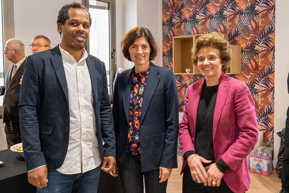 bdelagrevol's tweet photo. Depuis une semaine, la relation client au centre des échanges avec @Cheydema ,@caroguillaumin @vilecerf fierté des équipes #Uscidf de partager avec vous leur engagement quotidien pour nos clients @OrangeIDF @laurence_jdn @PechierC @thibaultdegardl https://t.co/oRpmBCbJad