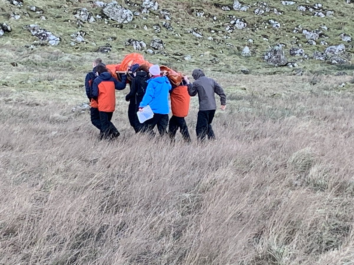 dhscolumba1400's tweet photo. Afternoon of search and rescue and fresh air. Skye has been very beautiful today! 😃 #teamblue #teamgreen #columba1400 https://t.co/5tp5vq8hk6
