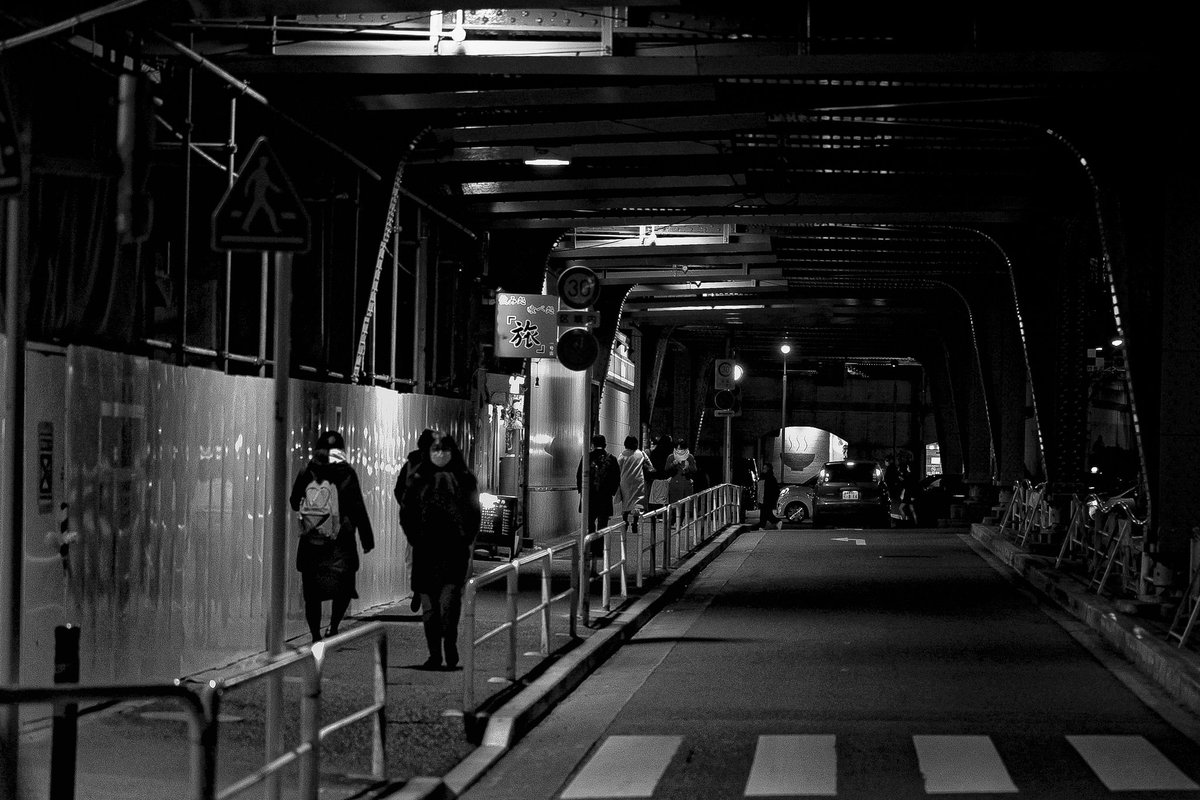 HisashiSato9's tweet photo. #monochrome
#monochromephotography
#simplify
#写真
#写真撮ってる人と繋がりたい
#写真好きな人と繋がりたい
#感性でなぐる写真
#Tokyo
#moriyamadaido
#森山大道に憧れて
#photo
#photographer
#photography
#japan
#japone
#ポートレート
#ポートレート撮影 https://t.co/tMLLUMGMZa