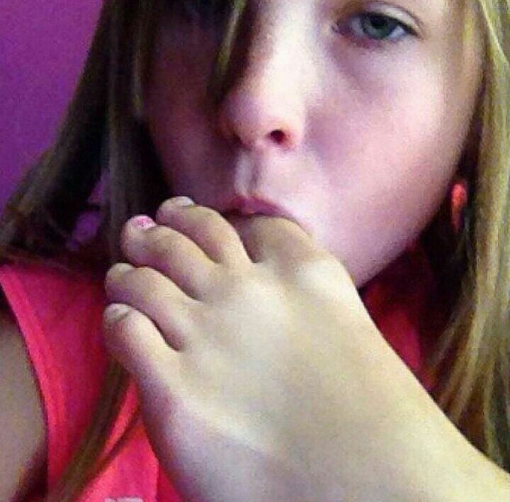 klubin77's tweet photo. #feet #feetfinder #feetfethish #feetpicsforsales #feetpic #FeetPictures #FeetPicture #feetselling https://t.co/VQ5DRKXiSD