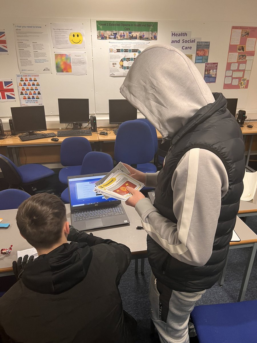 DurhamCyber's tweet photo. Today on #SaferInternetDay we have been in New College Durham, delivering #cybersecurity and #CyberSafety advice.
Students competed to finish the #CyberEscapeRoom in the fastest time whilst using cyber knowledge they had received from the team
#2FA #BackUpData #InstallUpdates https://t.co/8wLEqu9LGH