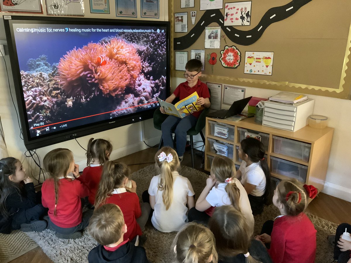 To celebrate #SaferInternetDay2023 our digital leaders read our favourite stories linked to internet safety to our younger learners. We learned lots of new vocabulary and top tips to stay safe when using the internet @NantYParcSchool