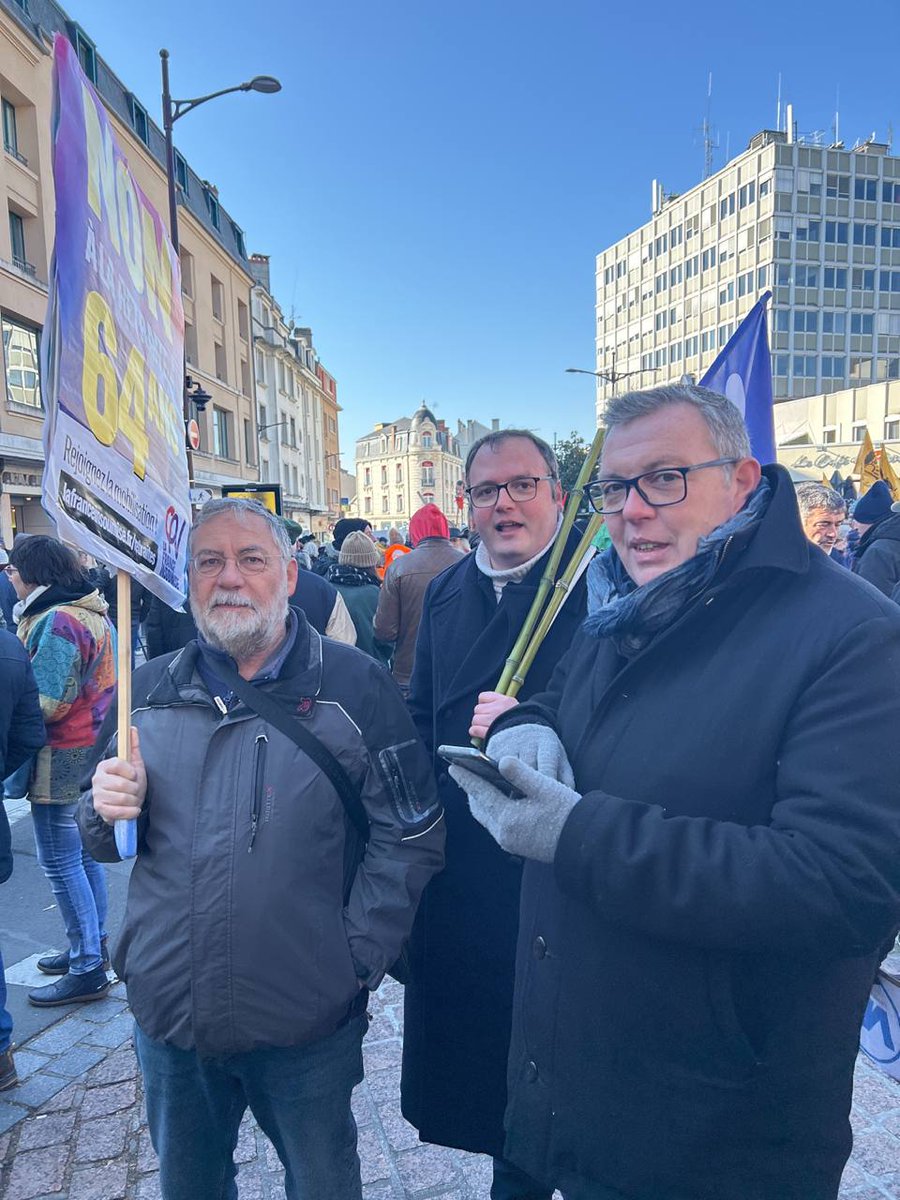 AymericCompain's tweet photo. Comme à #Chateauroux, le mouvement de résistance populaire contre la #ReformeDesRetraites s'enracine dans notre pays ! RDV Samedi 11 février ! Jusqu'au retrait!
#Indre
#greve7fevrier https://t.co/OFRoNTAwC7