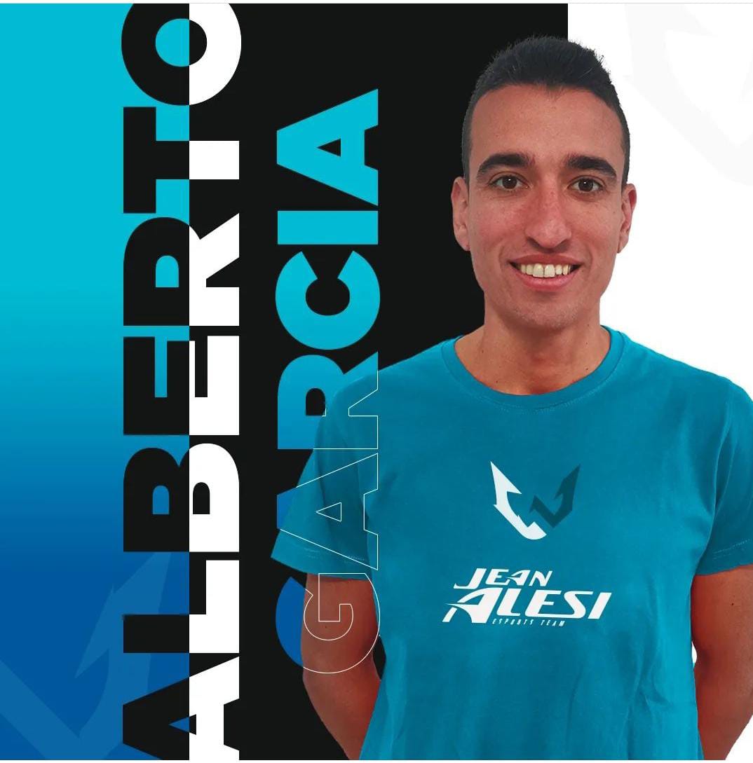 Anuncio que este año 2023 formaré equipo con  #JAESA <a href="/JeanAlesi_ESA/">Jean Alesi ESA</a>. Muy contento con lo que se viene este año y muchas ganas de aprender de mis nuevos compañeros, gracias a los chicos de @AsparEsportTeam por todo lo que me han dado, aún nos queda la carrera final de despedida ❤️