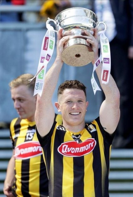 crkcsport's tweet photo. 🚨PODCAST🚨

The @KilkennyCLG Football Leagues are back!

Hear from some of the figures key to an historic year for football in the county incl 👇

▶️ Christy Walsh
▶️ @PaulMurphykk
▶️ @rorymonks

CLICK THE LINK ⬇️
https://t.co/ud0zalWYI0

#Kilkenny #GAA #Number1ForSport 📻🖤💛 https://t.co/bnoZzQl0CI