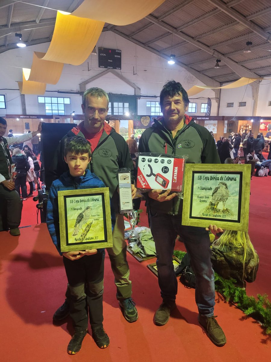ayama's tweet photo. Del pasado 27 al 29 de Enero, se celebro la XIV Copa de Cetrería Ibérica de pequeñas aves. 
AYAMA, patrocinadora y colaboradora ofreció premios a los ganadores.
¡Felicidades a los ganadores y participantes del certamen!

Vuela seguro, vuela con AYAMA!
AYAMA in Action! https://t.co/qmmUoTsfaS