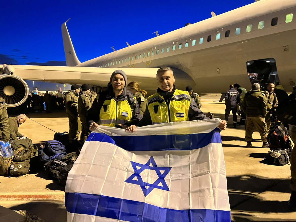 IsraelinUZ's tweet photo. Isroil TIVning Raqamli diplomatiya deparmatenti boshlig'i elchi David Saranga:

“#Turkiya uchun Isroilning insonparvarlik delegatsiyasi Adanaga qo'ndi.

Qutqaruv ishlarini boshlash uchun qutqaruv guruhlari bilan birgalikda tez orada falokat ro'y bergan hududlarga yo'l olamiz.“ https://t.co/lkJAHZLwdP