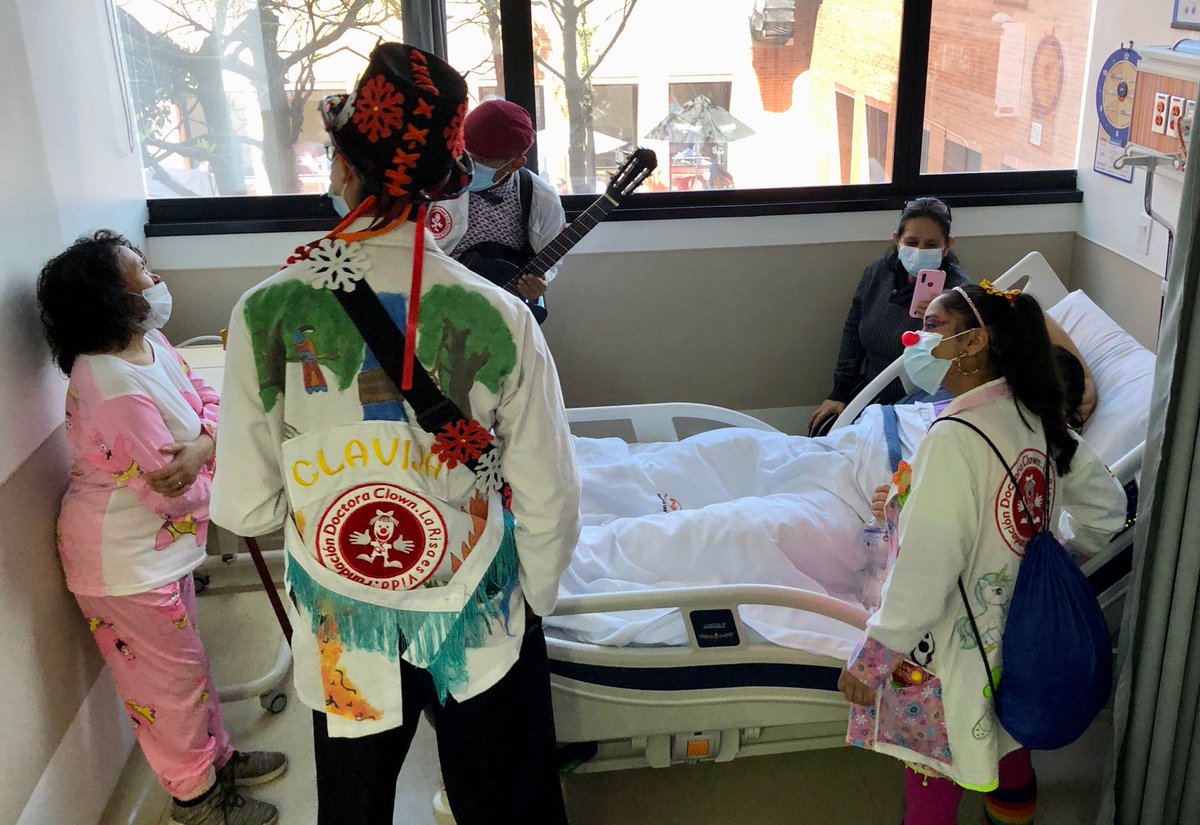 Doctora Clown tweet media