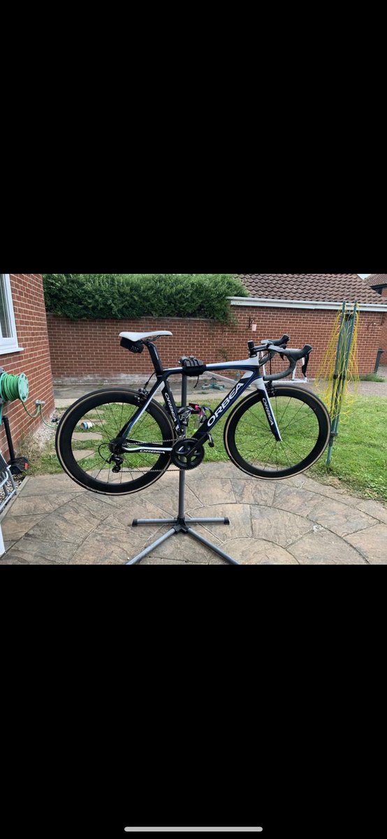 AthlonCc's tweet image. 🚨🚨Stolen Bike Alert🚨🚨Please keep a look out for these bikes that were stolen overnight from a residential property in the Chelmsford area. Any info then please report to the authorities if seen for sale #biketheft #Chelmsford #crime #bike