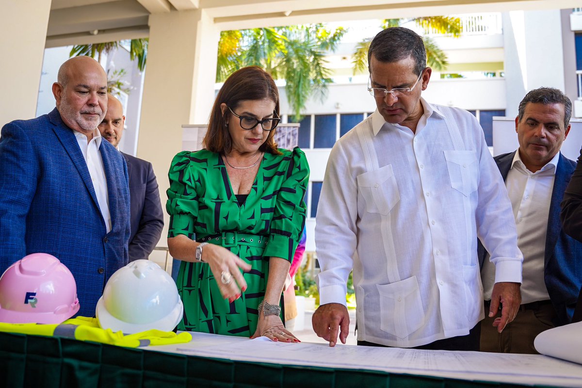 GovPierluisi's tweet photo. Para continuar fomentando el desarrollo económico en la zona este, otorgamos un préstamo de $50M para la reconstrucción total del Hotel Conquistador en Fajardo, bajo Programa de Cartera de Inversión en Desarrollo Económico del @DeptVivienda. (1/2) https://t.co/rzkgmuUuXr
