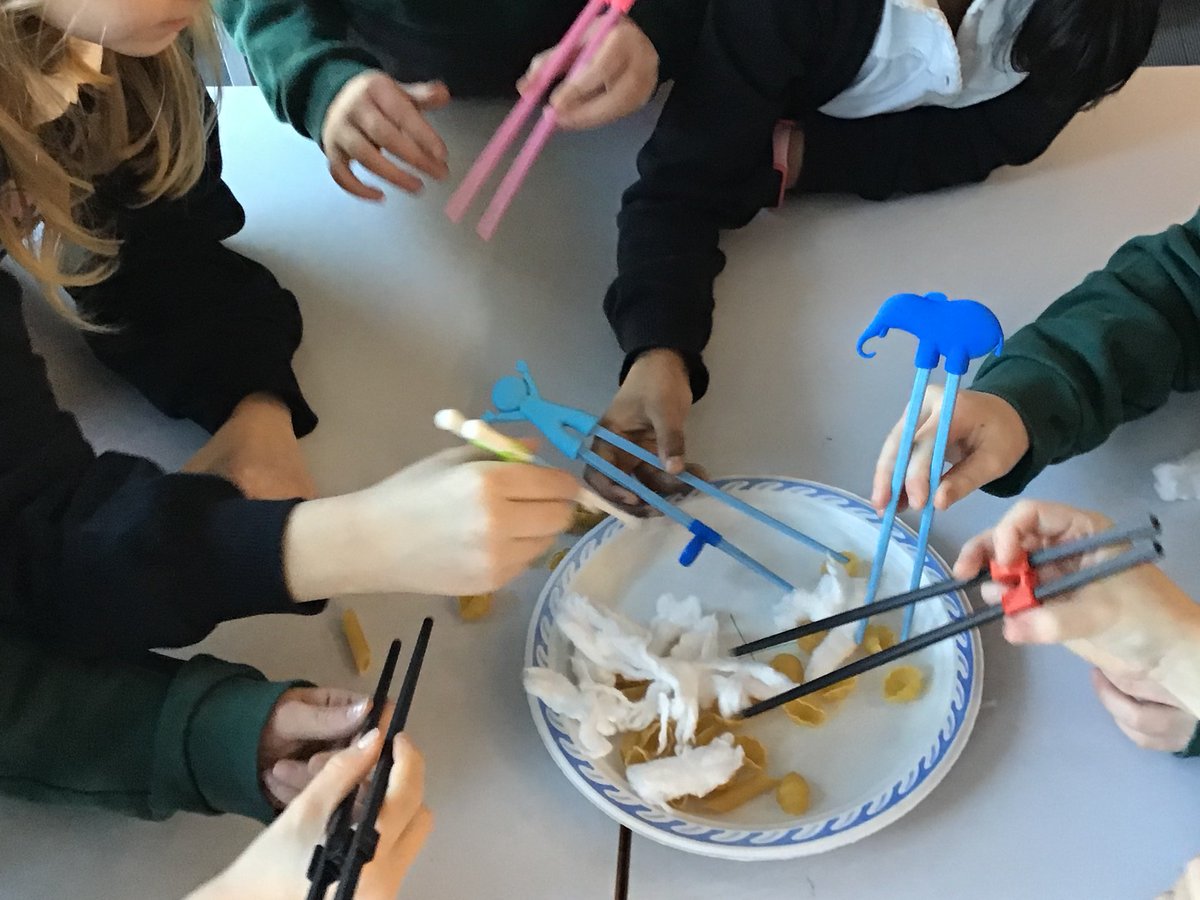 MissKSmith2's tweet photo. Thank you to the Confucius Institute of @aberdeenuni for providing @Stoneywood_1 with such fun and informative workshops to celebrate Chinese New Year. We learnt how to use chopsticks and count to 10 in chinese #newskill #happylunarnewyear2023 #weachievetogether https://t.co/SxDtVd1yqU