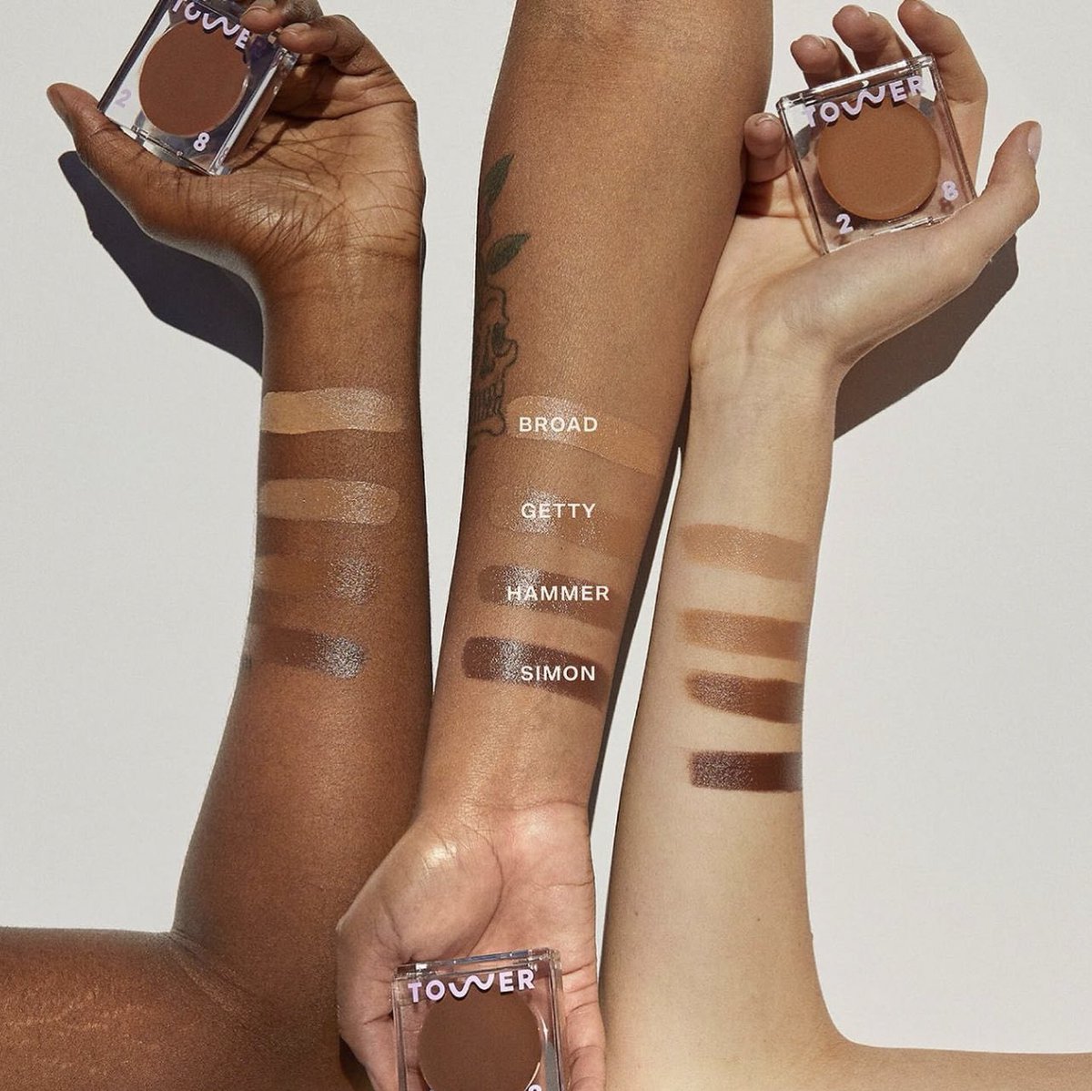 Trendmood's tweet photo. #Revealed🚨 LINK ➡️ https://t.co/ld1xkvGjNx NEW! Sculptino™ Soft Matte Cream Contour + Bronzer ✨🤎 #tower28 $20 https://t.co/0SCzOuc2yE