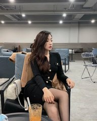 lin lin tweet media
